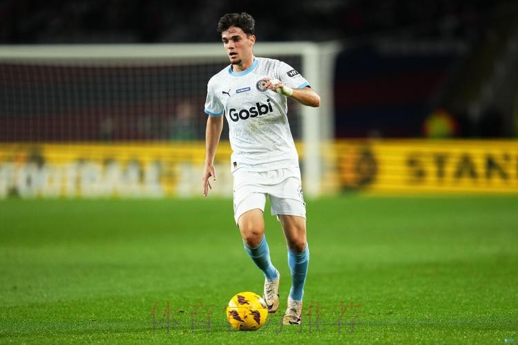 曼市双雄正式与阿拉巴经纪人接触 皇马也在关注 曼市双雄正式与阿拉巴经纪人接触 皇马也在关注